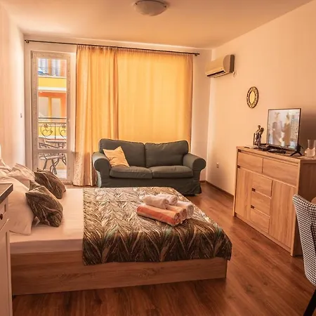 Bellissimo студио близо до плажа アパート