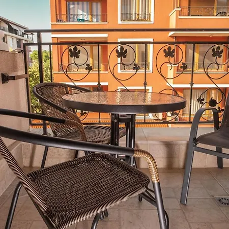 דירה Bellissimo студио близо до плажа